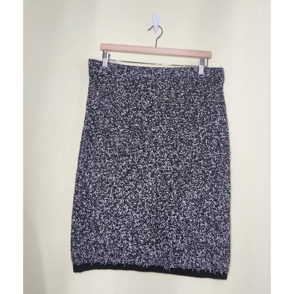 Calvin Klein Eyelash Textured Knee Length Pencil Skirt Large Black Cozy Office - Picture 1 of 7